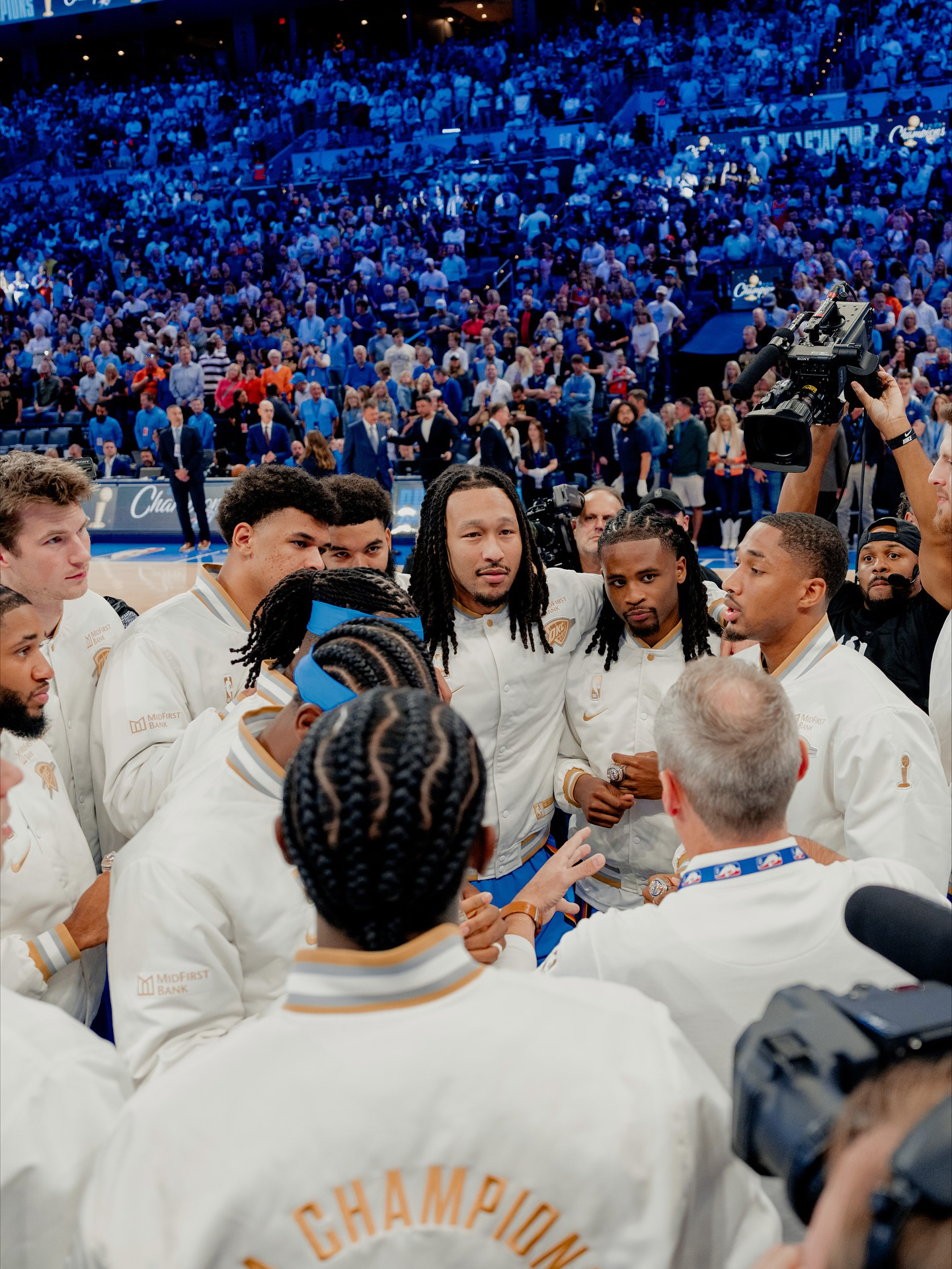 关于转折点！俄克拉荷马雷霆豪取连胜；NBA季后赛今晚攻防权衡；媒体盛赞；细节决定成败的信息